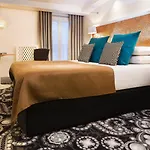 Elysees 8 Отель 3*