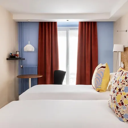 Elysees 8 Hotell 3*
