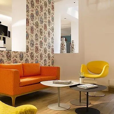 Hotel Elysees 8