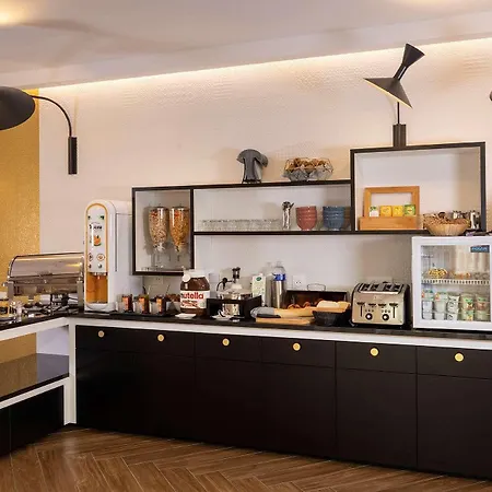 엘리제 8 호텔 3*