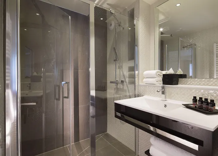 Elysees 8 3* פריז