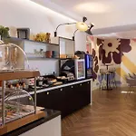 Elysees 8 Hotel