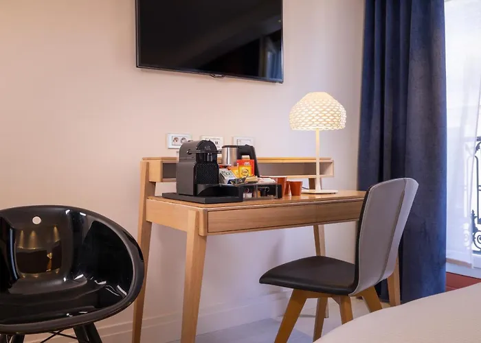 Hotel Elysees 8 Paris