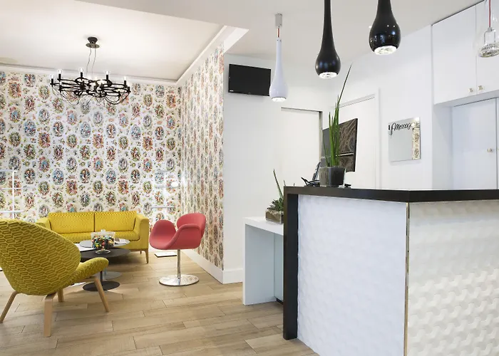 Hotel Elysees 8 Paris