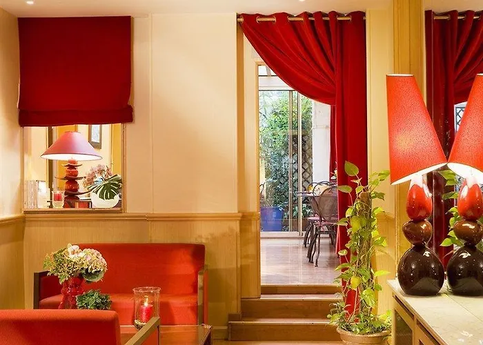 Hotel Elysees 8 Paris